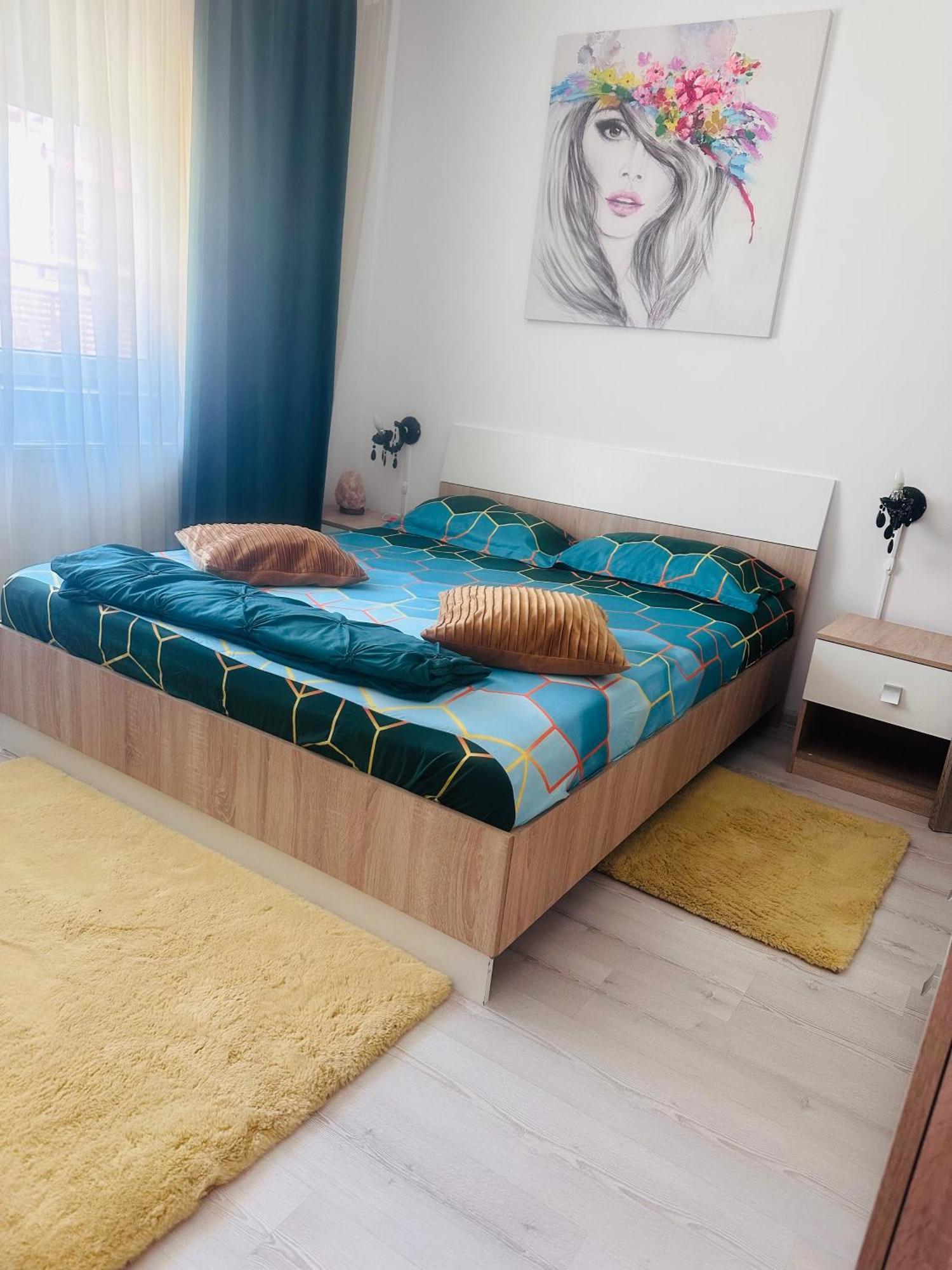 In Regim Apartment *